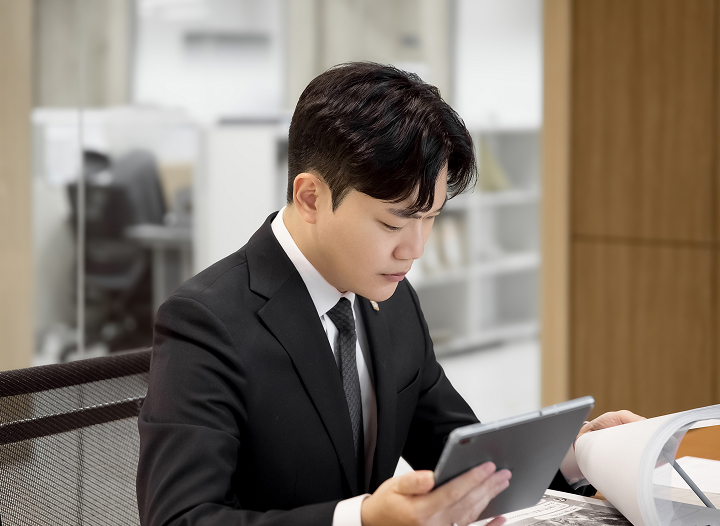 사건을 구조화하는 4단계 시퀀스 - 세번째 이미지